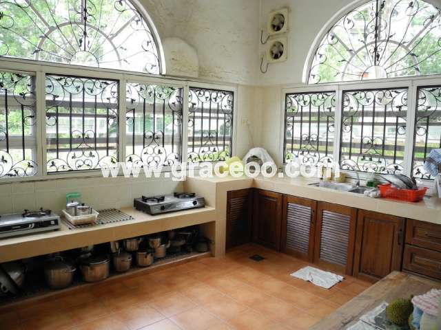 Wet Kitchen