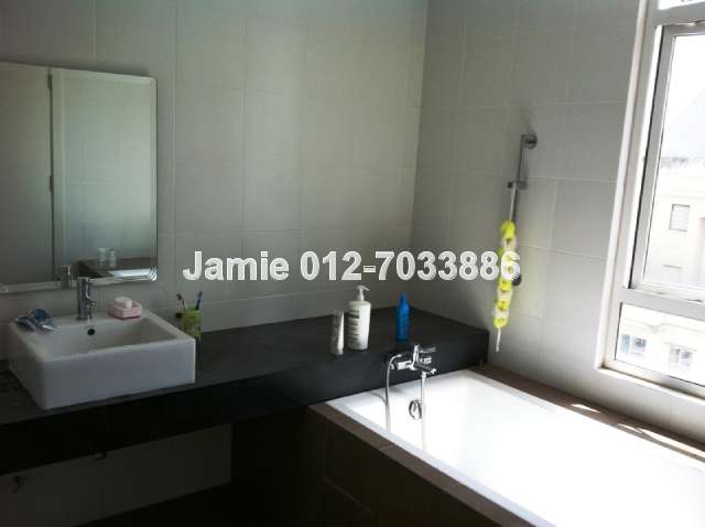 Master Bath - angle 1