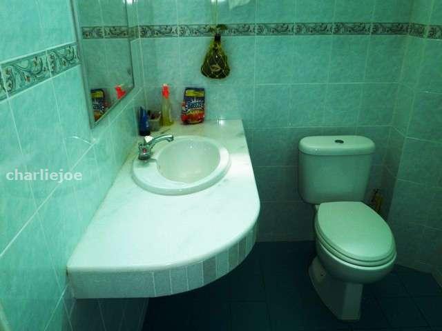 BATHROOM 3