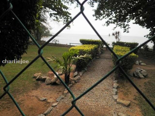Sea Gate