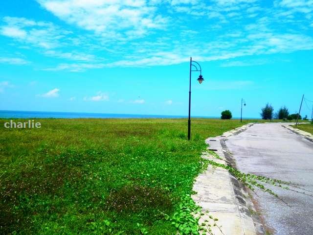 Road n Sea front