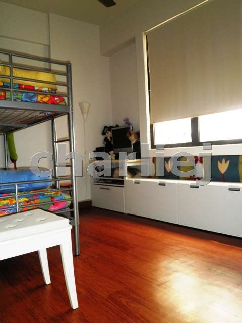 ROOM 2