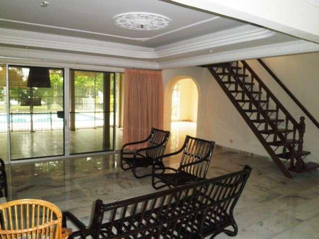 Lounge n entertainment area
