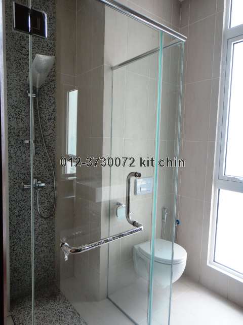 en-suite bathroom in every room