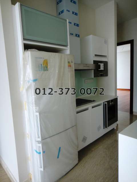 fully eqquipped kitchen appliances in dry kitchen