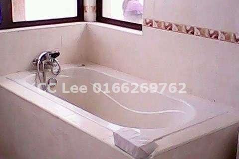 CC Lee 0166269762