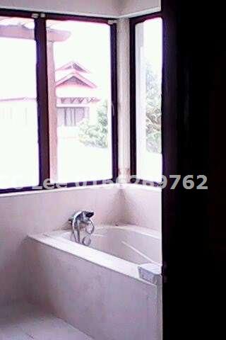 CC Lee 0166269762