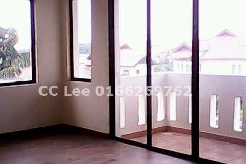 CC Lee 0166269762