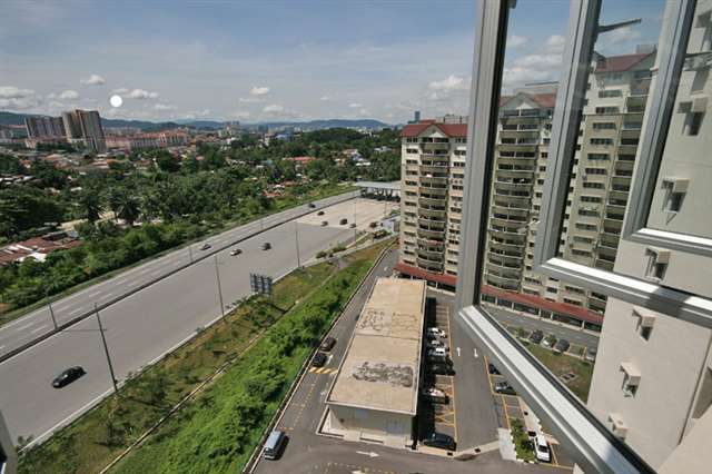 No other building that blocks the view, Very windy