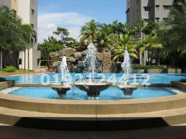Poolside 1