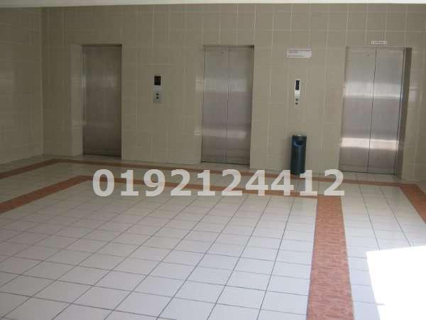 21st Flr Lift Lobby