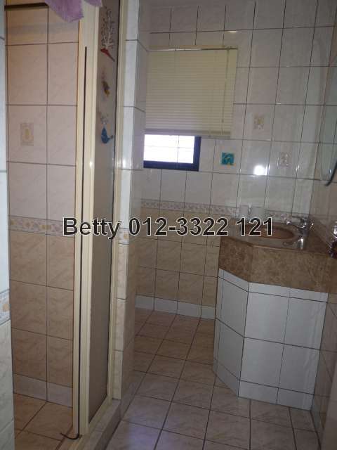 Common bathroom