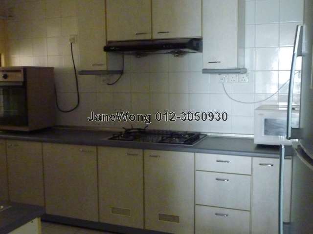 Kit Cab, Microwave, Oven