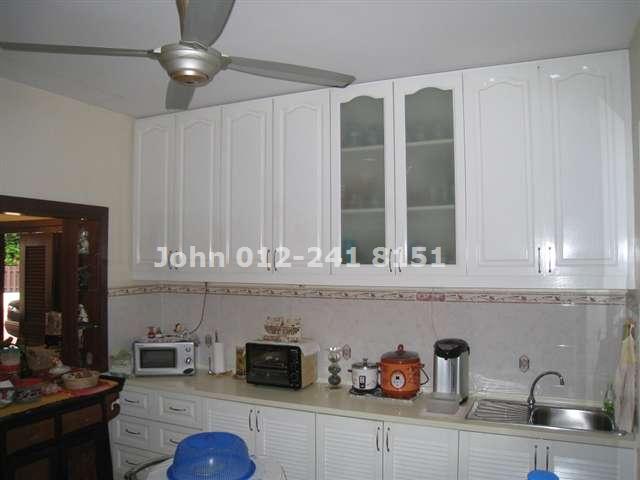 Kitchen Cabinet