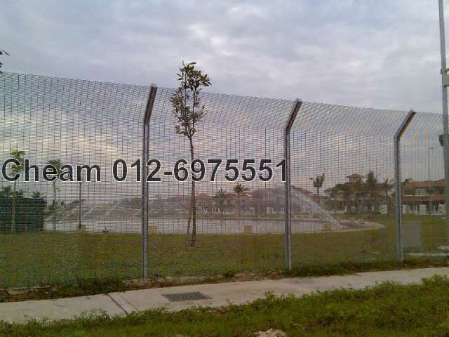 Anti Climb Fence