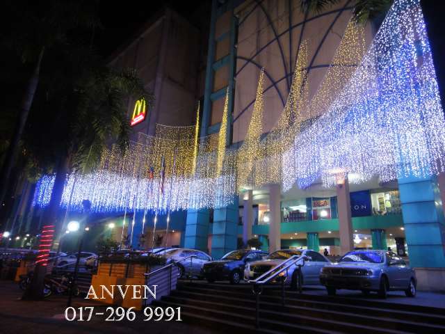 Endah Parade Night View