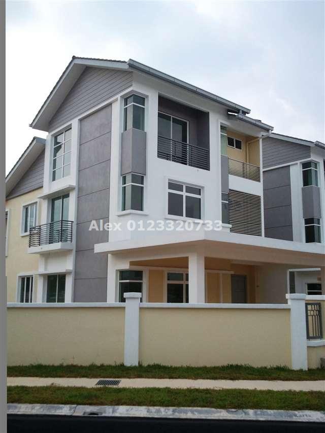 mahkota cheras bungalow