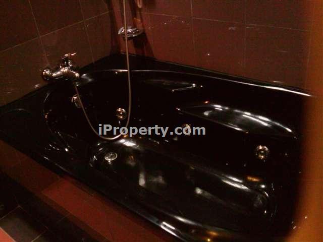 Jacuzzi @ Masterroom