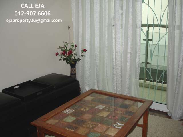 ante lounge before master bedroom