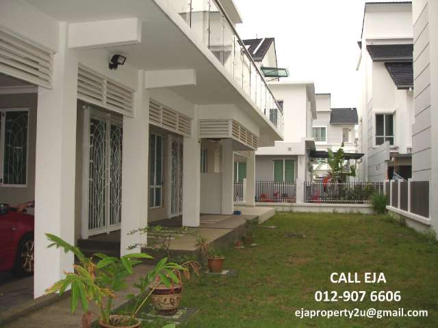 side garden