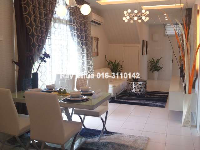 SHOWHOUSE GROUND FLOOR: Living And Dining Area
