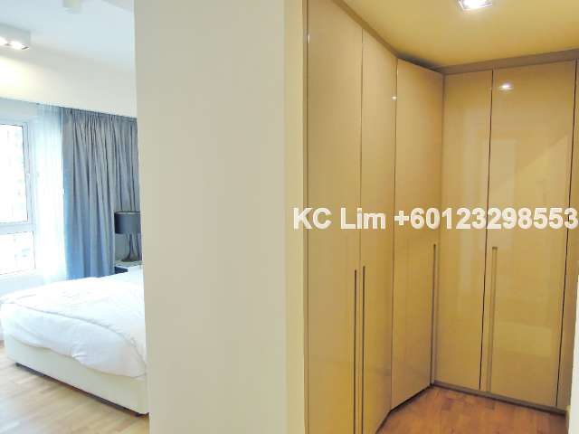 masterbedroom wardrobe