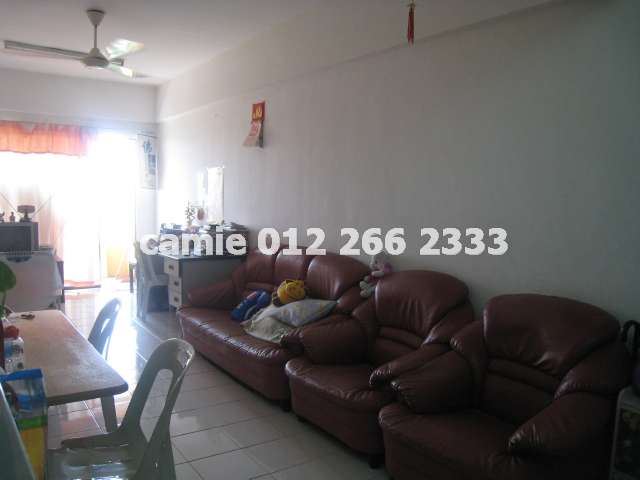 living hall1