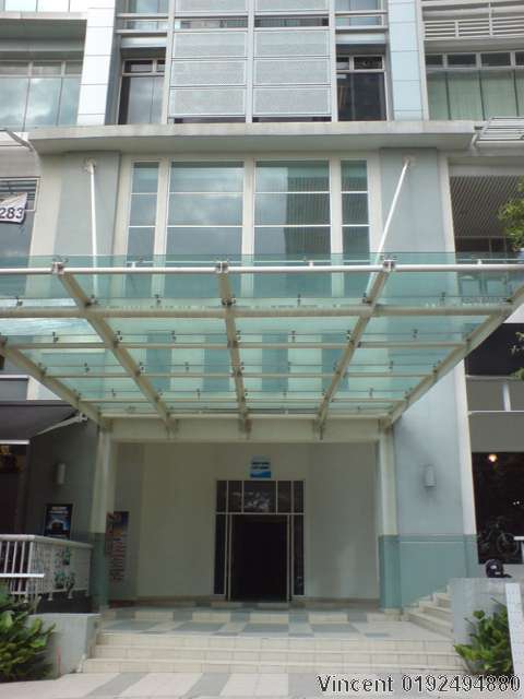 West Wing lobby entrance
