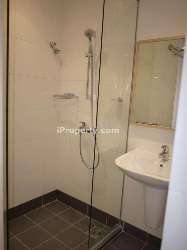 Bathroom of Rm 2