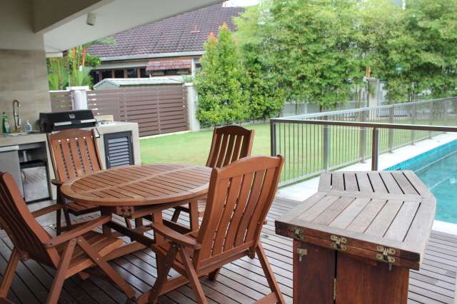 Backyard/Deck/BBQ area