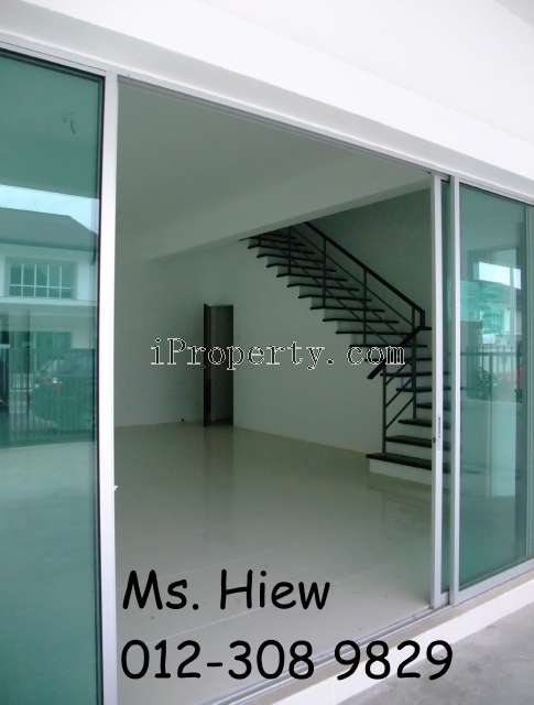 Entrance sliding door