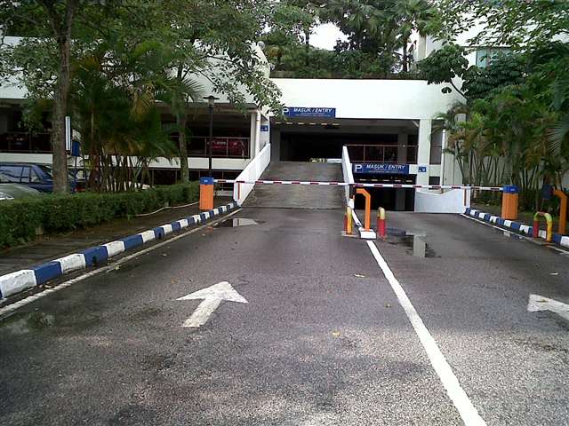 covered carpark