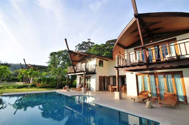 Beach Front Villa 2 Beach Front Villa 2